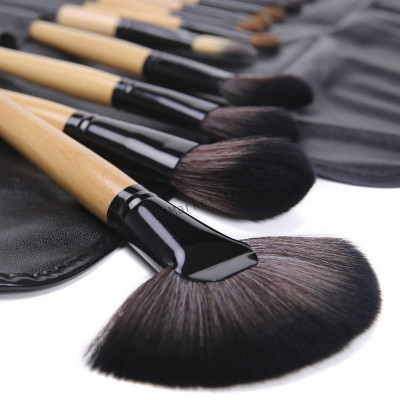 Kit Pinceaux Maquillage Professionnels Set de 24 Pinceaux Poudre Sourcils Fond de teint Fard à paupières4