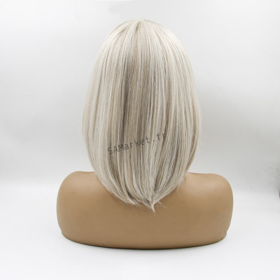 Perruque courte femme blond blonde look authentique et naturel avec frange cheveux synthétiques résiste à la chaleur5